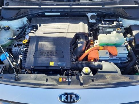 Used 2019 Kia Niro S Touring image 31