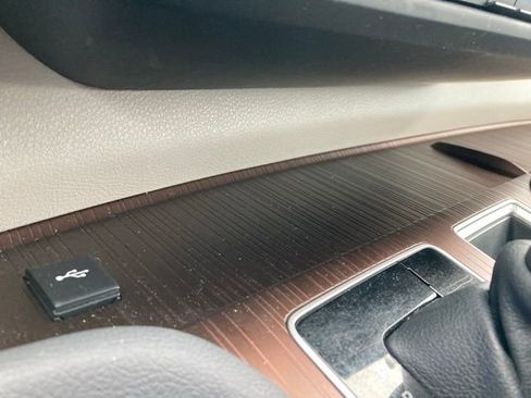 Certified 2024 Toyota Sienna XLE image 38