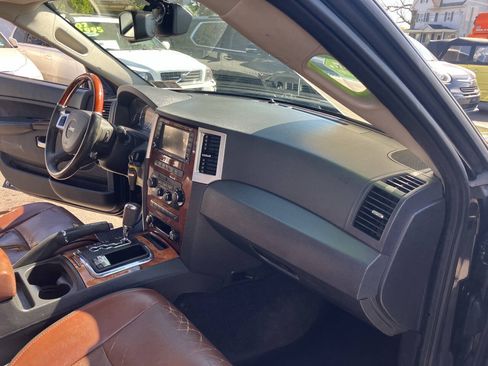 Used 2008 Jeep Grand Cherokee Overland AWD/4WD image 24
