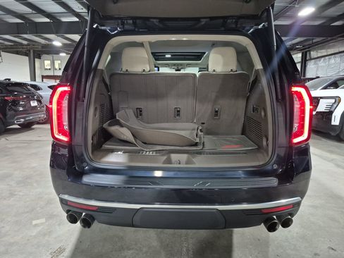 Certified 2021 GMC Yukon Denali w/ Denali Ultimate Package image 28