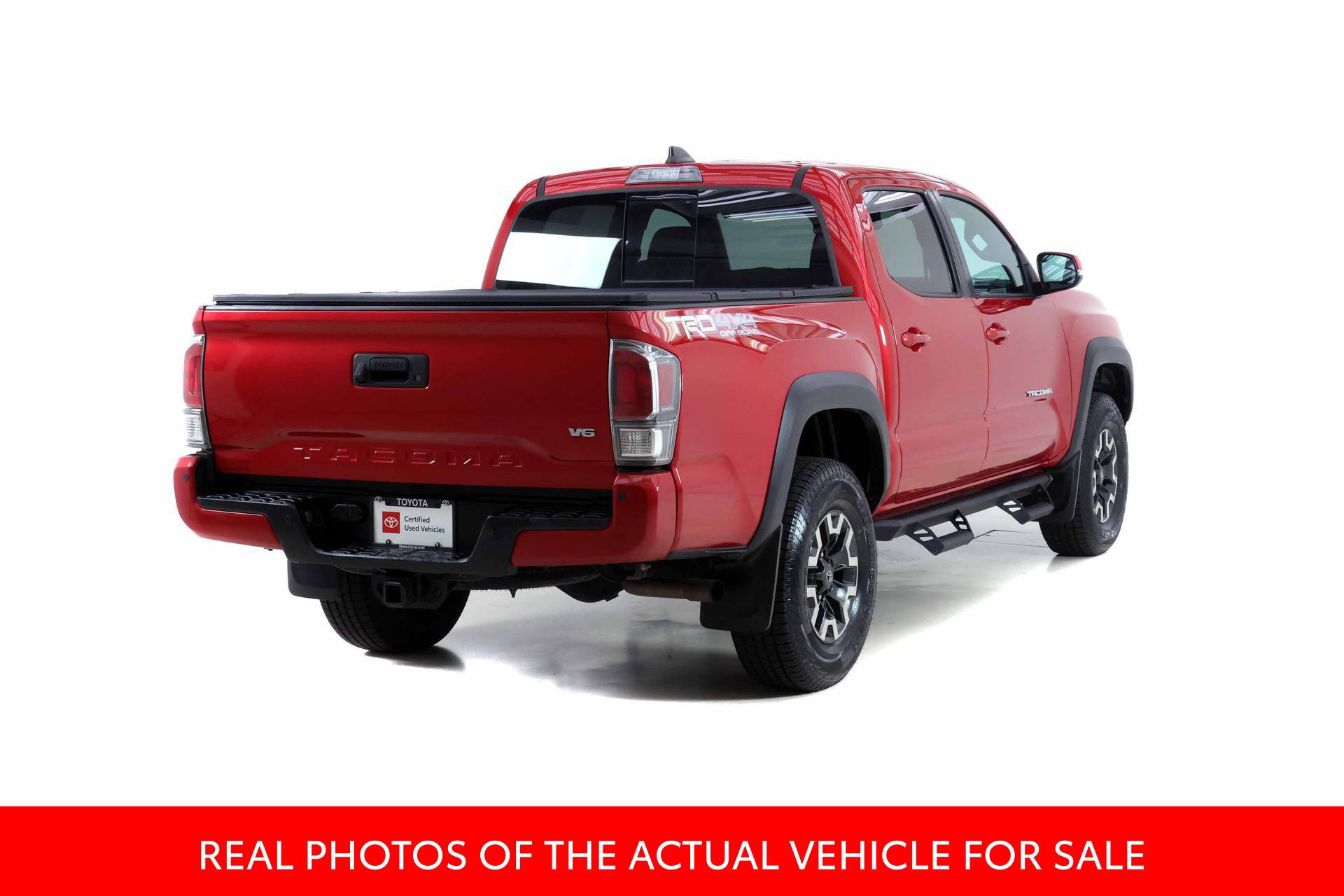 Certified 2023 Toyota Tacoma TRD Off-Road w/ Technology Package AWD/4WD image 2