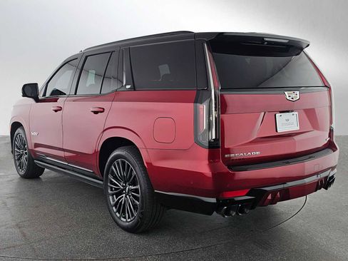 Certified 2024 Cadillac Escalade V AWD/4WD image 5