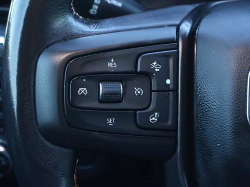 Used 2023 GMC Yukon AT4 w/ AT4 Premium Package AWD/4WD image 26