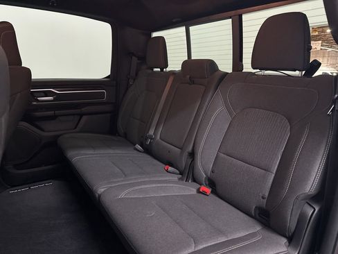Used 2019 RAM 1500 Big Horn AWD/4WD image 46