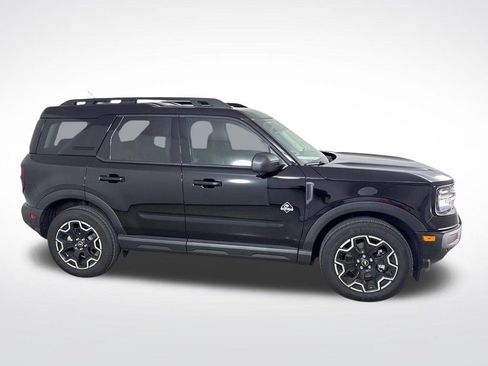 Used 2025 Ford Bronco Sport Outer Banks w/ Outer Banks Tech Package+ AWD/4WD image 2