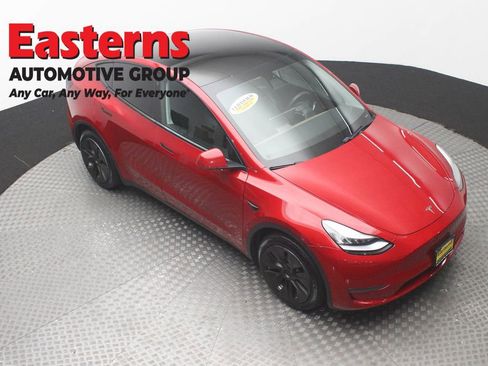 Used 2020 Tesla Model Y Long Range AWD/4WD image 3
