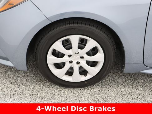 Used 2024 Toyota Corolla LE image 11