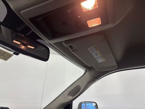 Used 2015 RAM 2500 Tradesman w/ Chrome Appearance Group image 24