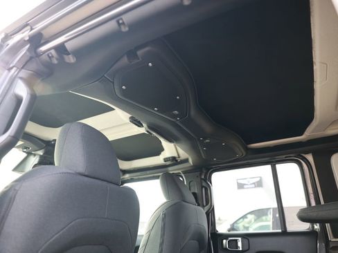 New 2026 Jeep Wrangler Sport S image 31