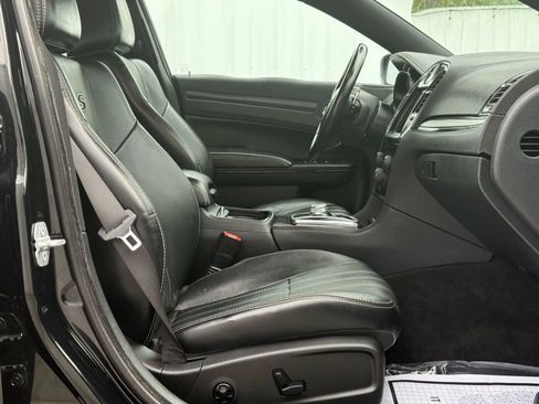 Used 2015 Chrysler 300 S w/ 300S Premium Group image 17