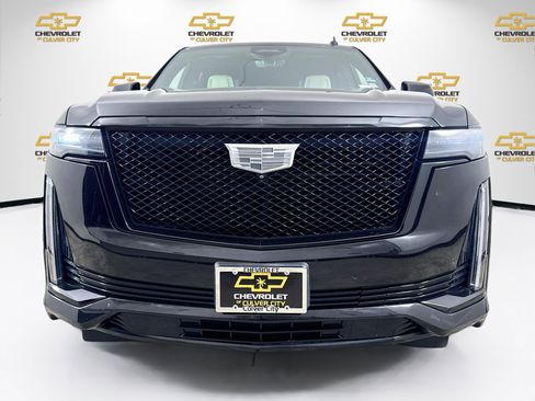 Used 2022 Cadillac Escalade Sport w/ Touring Package RWD image 2