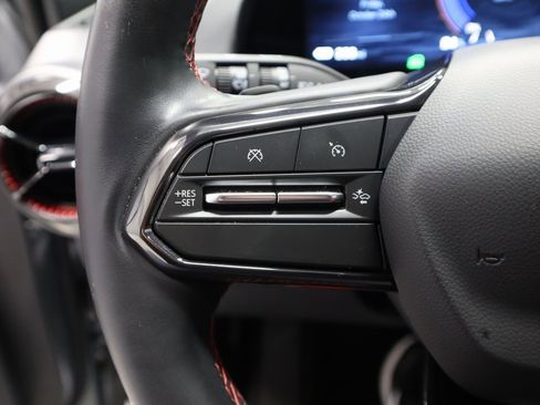 Used 2025 Chevrolet Equinox EV RS image 27