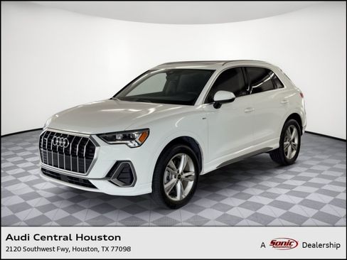 Used 2024 Audi Q3 2.0T Premium AWD/4WD image 1