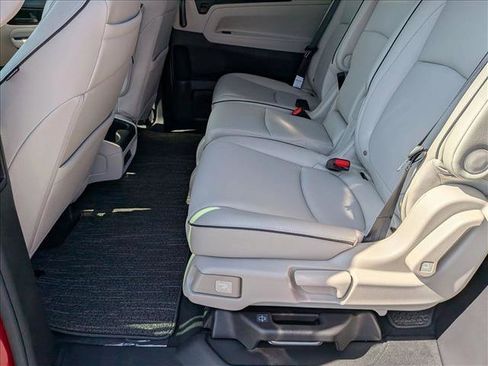 New 2026 Honda Odyssey Touring image 16