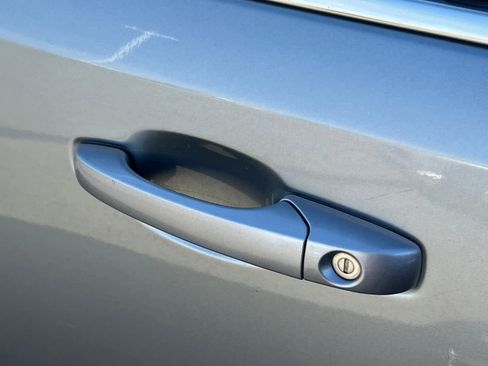 Used 2019 Dodge Grand Caravan SXT image 7