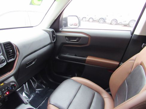 Used 2023 Ford Bronco Sport Badlands w/ Premium Package image 26