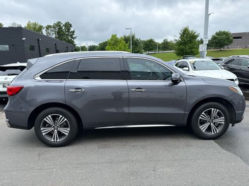 Used 2017 Acura MDX FWD image 9