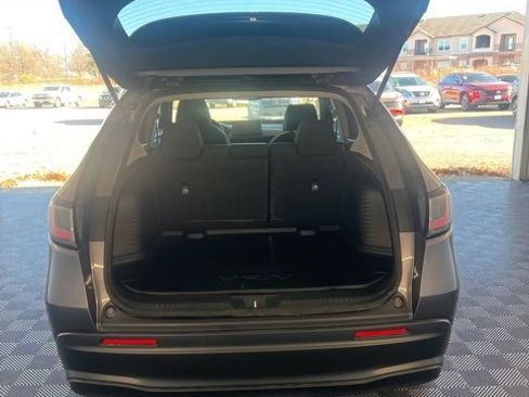 Used 2024 Honda HR-V LX image 10
