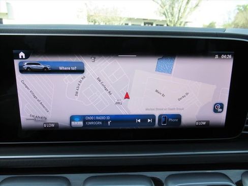 Used 2025 Mercedes-Benz GLS 450 4MATIC image 27