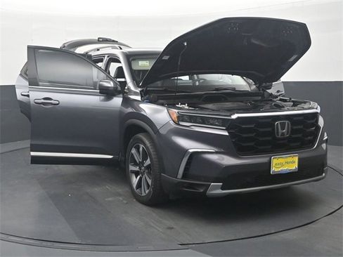 Used 2023 Honda Pilot Elite image 36