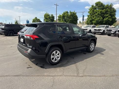 Used 2025 Toyota RAV4 LE AWD/4WD image 7