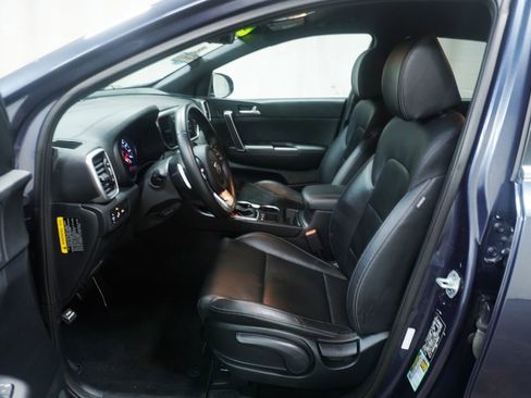 Used 2020 Kia Sportage S image 10