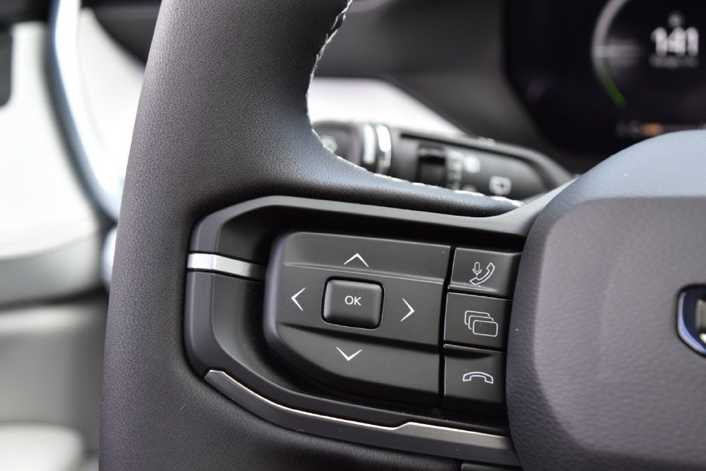 New 2026 Jeep Cherokee Overland AWD/4WD image 18