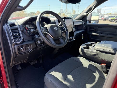 New 2026 RAM 2500 Tradesman AWD/4WD image 9