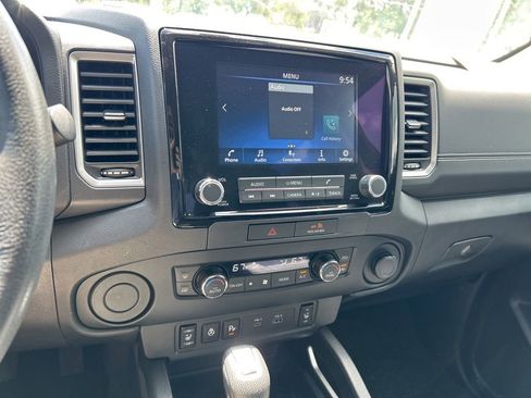 Certified 2023 Nissan Frontier SV w/ SV Convenience Package RWD image 32