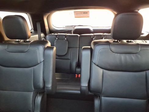 Used 2023 Ford Explorer ST AWD/4WD image 13