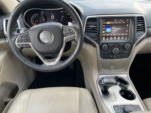 Used 2014 Jeep Grand Cherokee Limited image 15