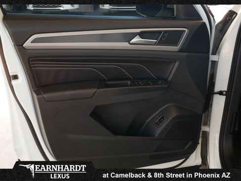 Used 2020 Volkswagen Atlas Cross Sport SEL AWD/4WD image 6
