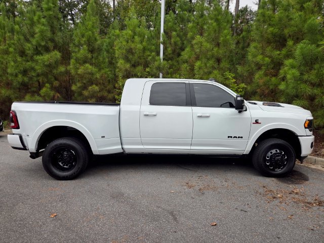 Used 2024 RAM 3500 Limited AWD/4WD image 2