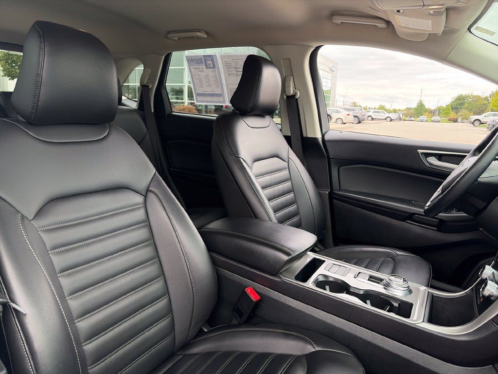 Used 2024 Ford Edge SEL w/ Convenience Package AWD/4WD image 12