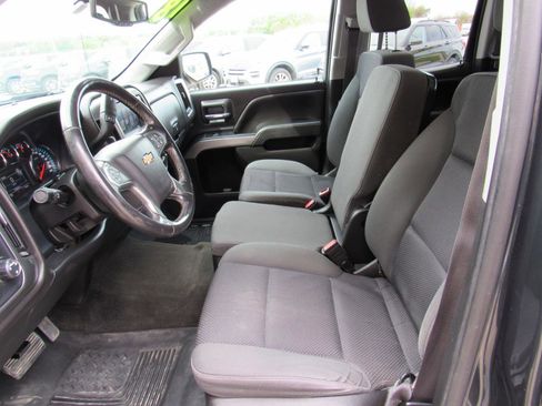 Used 2018 Chevrolet Silverado 1500 LT AWD/4WD image 24
