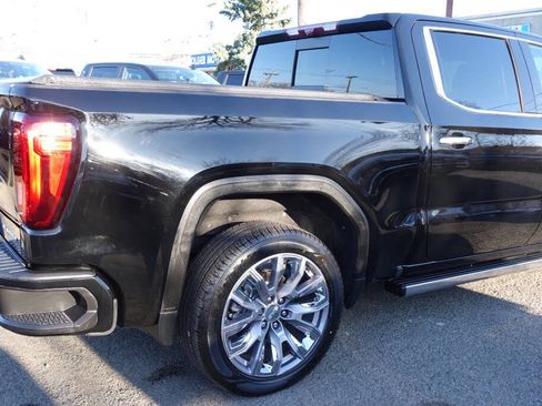 Used 2023 GMC Sierra 1500 Denali w/ Denali Reserve Package AWD/4WD image 11