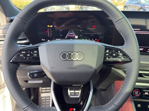 New 2025 Audi SQ5 Premium Plus image 16