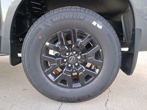 New 2026 Nissan Frontier SV w/ Tow Package image 30