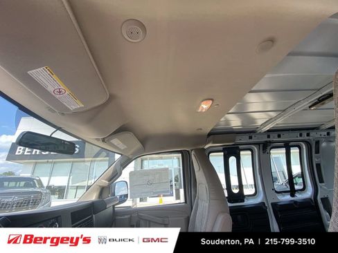 New 2025 GMC Savana 3500 w/ Driver Convenience Package RWD image 20