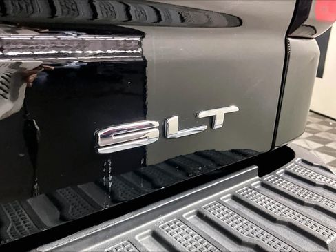 Certified 2023 GMC Sierra 1500 SLT RWD image 10