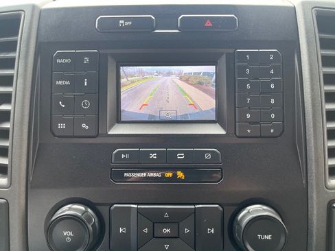 Used 2021 Ford F250 XL w/ Power Equipment Group RWD image 23