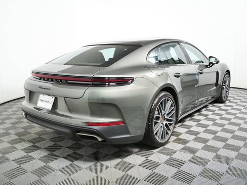 Certified 2025 Porsche Panamera 4 AWD/4WD image 29