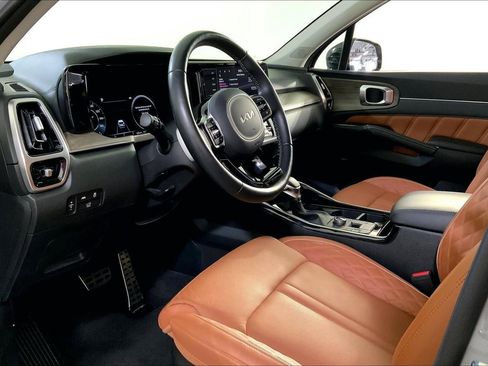 Used 2022 Kia Sorento SX Prestige w/ Rust Color Package image 14