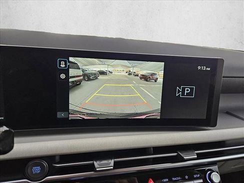 Certified 2025 Hyundai Tucson SEL image 18