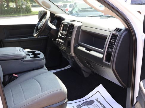Used 2017 RAM 1500 Express w/ Express Value Package AWD/4WD image 23