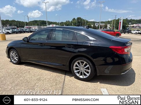 Used 2021 Honda Accord LX image 6