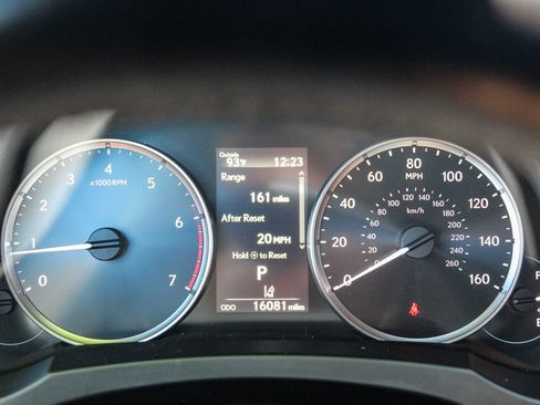 Certified 2024 Lexus IS 300 F Sport RWD image 22