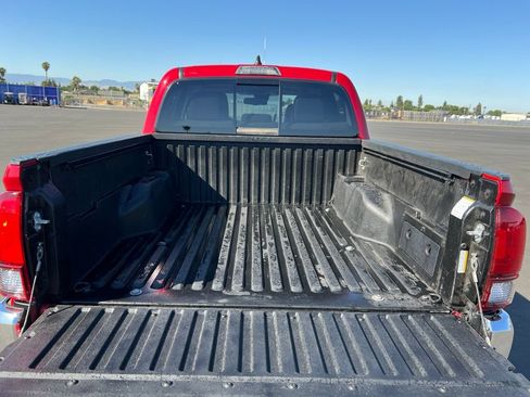 Used 2023 Toyota Tacoma SR5 RWD image 8