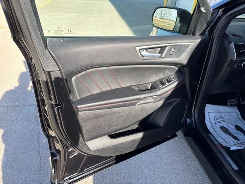 Used 2024 Ford Edge ST-Line AWD/4WD image 10