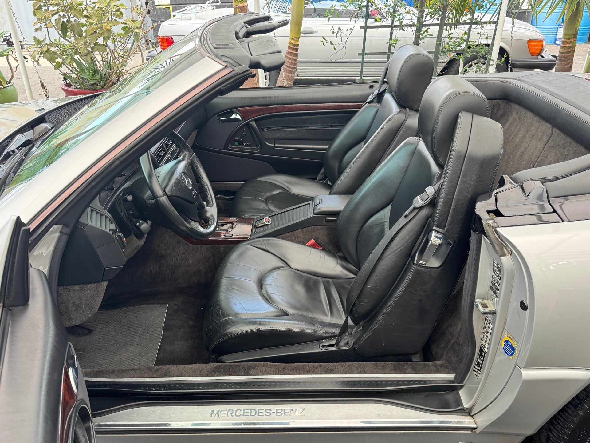 Used 1999 Mercedes-Benz SL 500 image 32